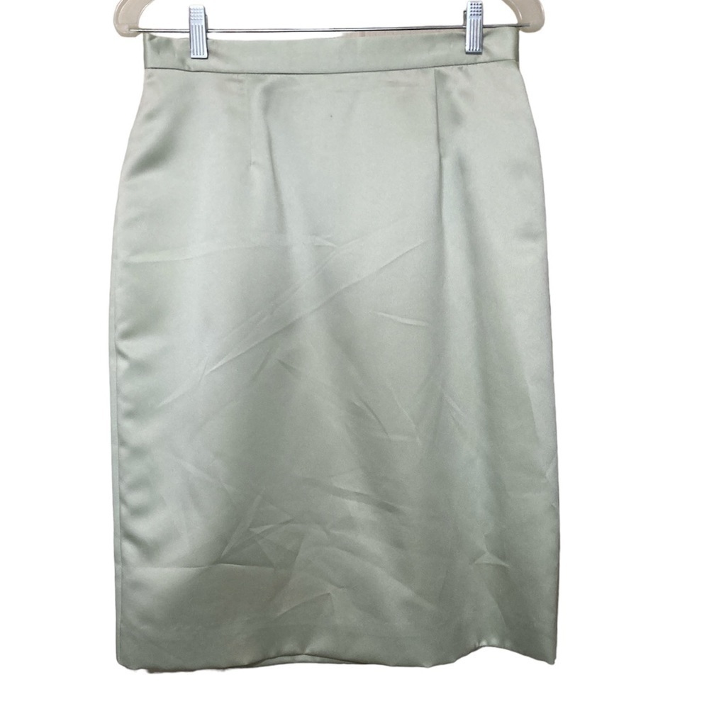 Light pastel green satin feel skirt size 10